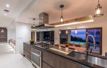 LUXURY OCEAN VIEW HOME IN MANUEL ANTONIO