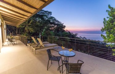 LUXURY OCEAN VIEW HOME IN MANUEL ANTONIO