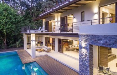 LUXURY OCEAN VIEW HOME IN MANUEL ANTONIO