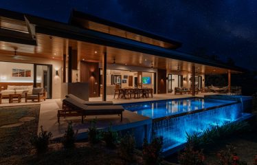 LUXURIOUS 3-BEDROOM HOME WITH WATERFALL VIEW NEAR DOMINICAL BEACH – 2.5 ACRES