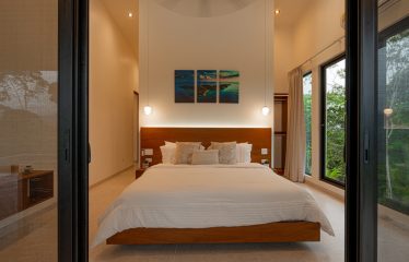 LUXURIOUS 3-BEDROOM HOME WITH WATERFALL VIEW NEAR DOMINICAL BEACH – 2.5 ACRES