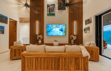 LUXURIOUS 3-BEDROOM HOME WITH WATERFALL VIEW NEAR DOMINICAL BEACH – 2.5 ACRES