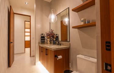 LUXURIOUS 3-BEDROOM HOME WITH WATERFALL VIEW NEAR DOMINICAL BEACH – 2.5 ACRES