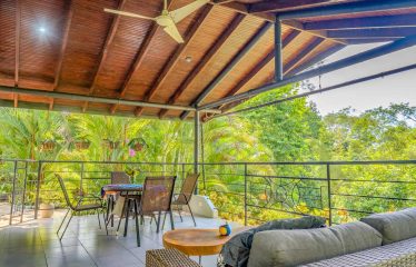 3.8 ACRES 2 BEDROOM HOME WITH WATERFALL ACCESS AND PRIVACY