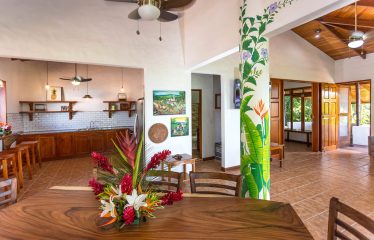 BEAUTIFUL 4 BEDROOM HOME IN MANUEL ANTONIO