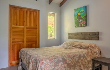 3.8 ACRES 2 BEDROOM HOME WITH WATERFALL ACCESS AND PRIVACY