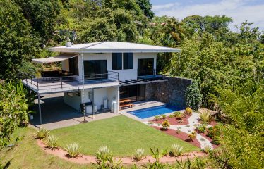 HOME WITH OCEAN VIEW AND CREEK ACCESS – 1.77 ACRES