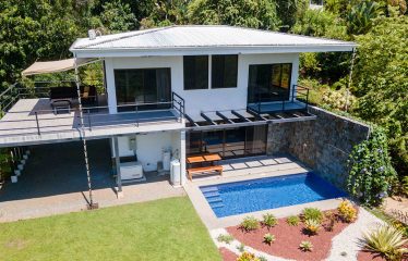 HOME WITH OCEAN VIEW AND CREEK ACCESS – 1.77 ACRES