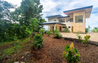 4 BEDROOM LUXURY HOME WITH AMAZING OCEAN VIEWS -1.35 ACRES