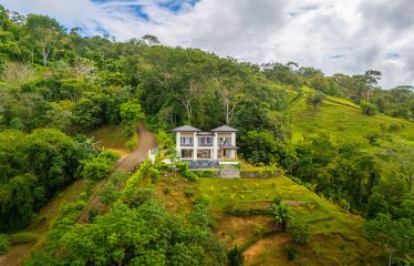 4 BEDROOM LUXURY HOME WITH AMAZING OCEAN VIEWS -1.35 ACRES
