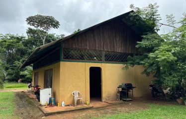 3-BEDROOM MOUNTAIN VIEW HOME WITH NATURE AND RIVER AROUND – 14 ACRES