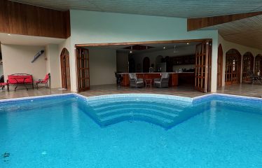 3-BEDROOM MOUNTAIN VIEW HOME WITH NATURE AND RIVER AROUND – 14 ACRES