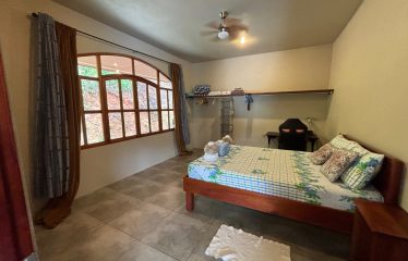 3-BEDROOM MOUNTAIN VIEW HOME WITH NATURE AND RIVER AROUND – 14 ACRES