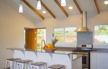 LUXURIOUS 3-BEDROOM HOME WITH MOUNTAIN & OCEAN VIEW – 3.32 ACRES