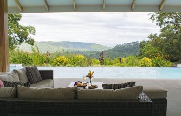 LUXURIOUS 3-BEDROOM HOME WITH MOUNTAIN & OCEAN VIEW – 3.32 ACRES