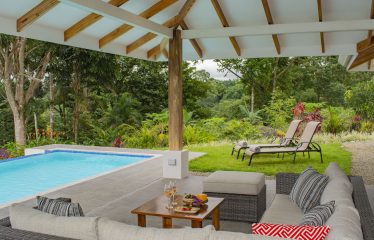 LUXURIOUS 3-BEDROOM HOME WITH MOUNTAIN & OCEAN VIEW – 3.32 ACRES