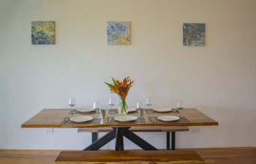 LUXURIOUS 3-BEDROOM HOME WITH MOUNTAIN & OCEAN VIEW – 3.32 ACRES