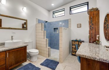 OWNER HOME AND TREE HOUSE VILLAS – 1.35 ACRES