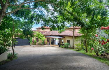 AMAZING OCEAN, JUNGLE AND WATERFALL VIEWS WITH THREE HOMES – 71 ACRES