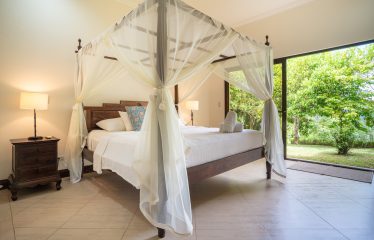 AMAZING OCEAN, JUNGLE AND WATERFALL VIEWS WITH THREE HOMES – 71 ACRES