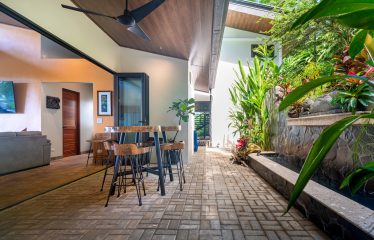 3 BEDROOM LUXURY HOME WITH OCEAN VIEW AND GUEST HOUSE