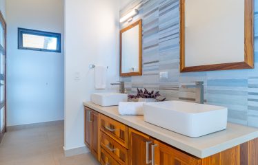 OCEAN VIEW COMTEMPORARY 2-BEDROOM HOME IN GATED COMMUNITY – 2.94 ACRES