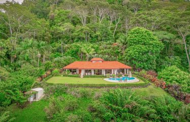 10.9 ACRES – HOME AND GUEST CASITA WITH OCEAN VIEWS