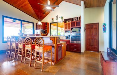 10.9 ACRES – HOME AND GUEST CASITA WITH OCEAN VIEWS