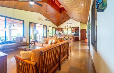 10.9 ACRES – HOME AND GUEST CASITA WITH OCEAN VIEWS