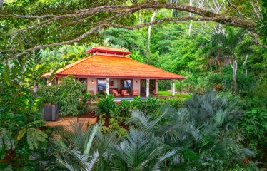 10.9 ACRES – HOME AND GUEST CASITA WITH OCEAN VIEWS
