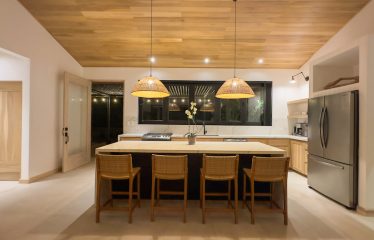 LUXURY OCEAN VIEW HOME WITH GUEST CASITA