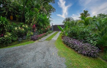 LUXURY OCEAN VIEW HOME WITH GUEST CASITA