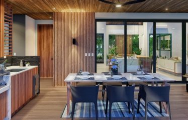 DIAMANTE WATERFALL VIEW LUXURY ESTATE WITH A 3 BEDROOM HOME NEAR DOMINICAL BEACH – 2.5 ACRES