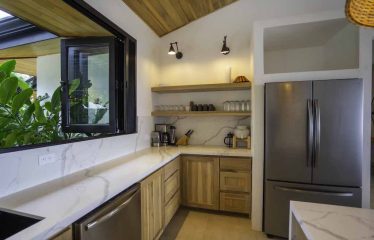 LUXURY OCEAN VIEW HOME WITH GUEST CASITA