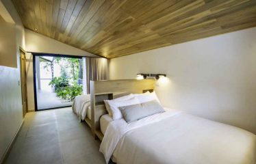 LUXURY OCEAN VIEW HOME WITH GUEST CASITA