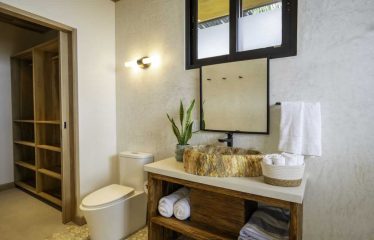 LUXURY OCEAN VIEW HOME WITH GUEST CASITA