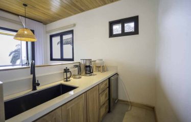 LUXURY OCEAN VIEW HOME WITH GUEST CASITA