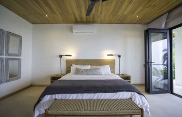 LUXURY OCEAN VIEW HOME WITH GUEST CASITA