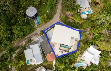 LUXURY OCEAN VIEW 4 BEDROOM HOME  FOR SALE IN UVITA