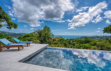 LUXURY 5 BEDROOM HOME WITH OCEAN VIEW