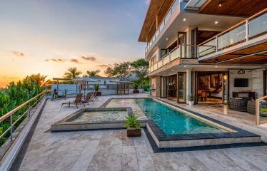 LUXURY OCEAN VIEW 4 BEDROOM HOME  FOR SALE IN UVITA