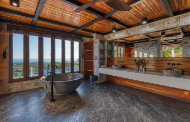 LUXURY OCEAN VIEW 4 BEDROOM HOME  FOR SALE IN UVITA