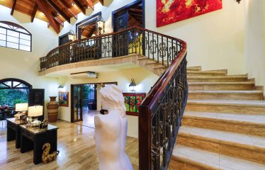 PREMIER LUXURY ESTATE RANCHO VILLA VERDE A FAMILY COMPOUND / BOUTIQUE HOTEL STYLE – 107.95 ACRES