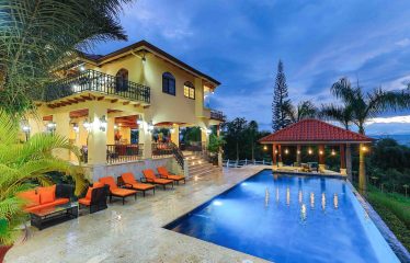 PREMIER LUXURY ESTATE RANCHO VILLA VERDE A FAMILY COMPOUND / BOUTIQUE HOTEL STYLE – 107.95 ACRES