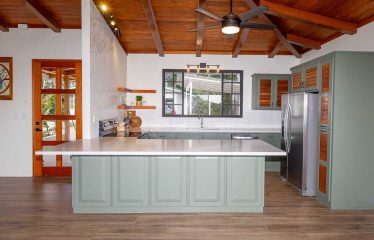 LUXURY HOME WITH GUEST HOUSE AND AMAZING OCEAN VIEWS – 3.33 ACRES