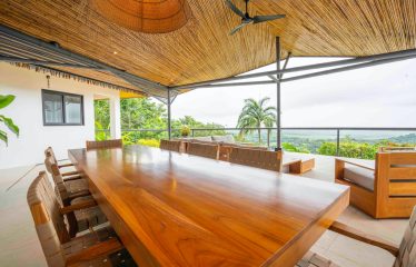 4 BEDROOMS LUXURY HOME WITH AMAZING OCEAN VIEW – 4 ACRES