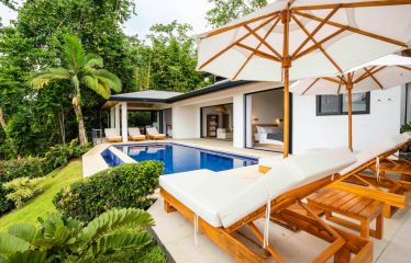 4 BEDROOMS LUXURY HOME WITH AMAZING OCEAN VIEW – 4 ACRES