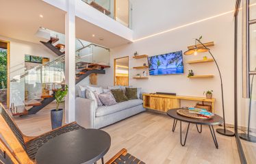 4 BEDROOM VILLA WITH AMAZING OCEAN VIEW IN GATED COMMUNITY