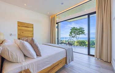 4 BEDROOM VILLA WITH AMAZING OCEAN VIEW IN GATED COMMUNITY