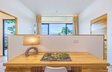 4 BEDROOM VILLA WITH AMAZING OCEAN VIEW IN GATED COMMUNITY